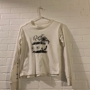 this is a ROXY camper van white long sleeve